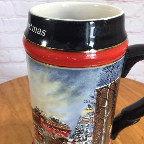 Vintage Budweiser 1992 Collector’s Series “A Perfect Christmas” Ceramic Stein - Picture 8 of 8